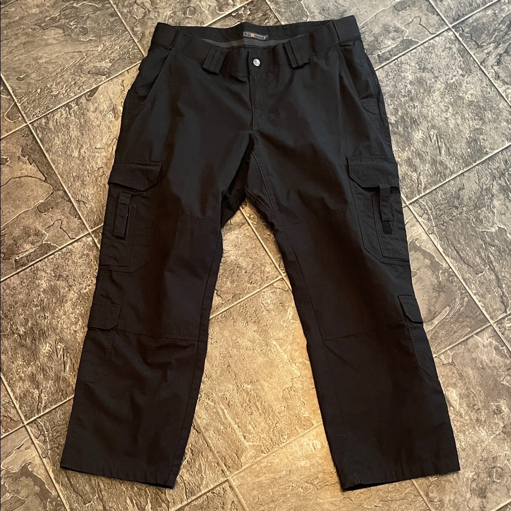 5.11 Tactical Black Cargo Multi-Pocket Utility Pants | Shooting Outdoor Urban